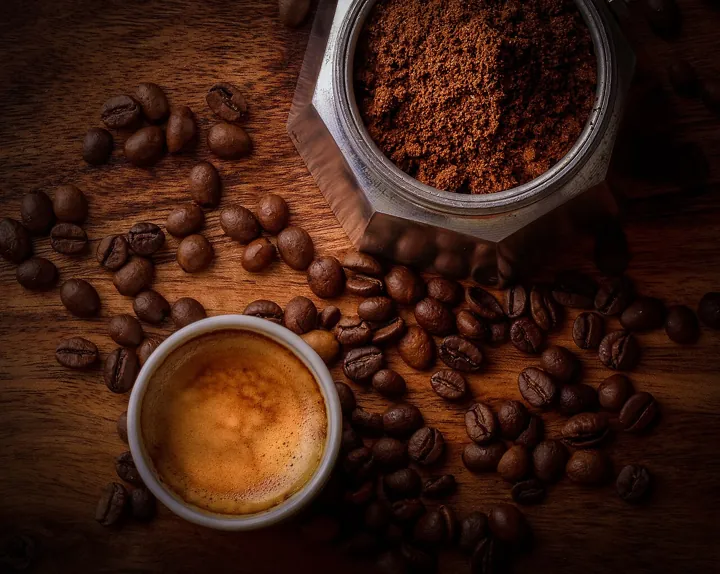 Photo d’origine : Une tasse de café