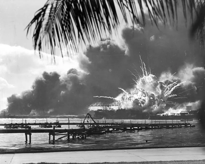 Photo d’origine : L'attaque de Pearl Harbor, 1941